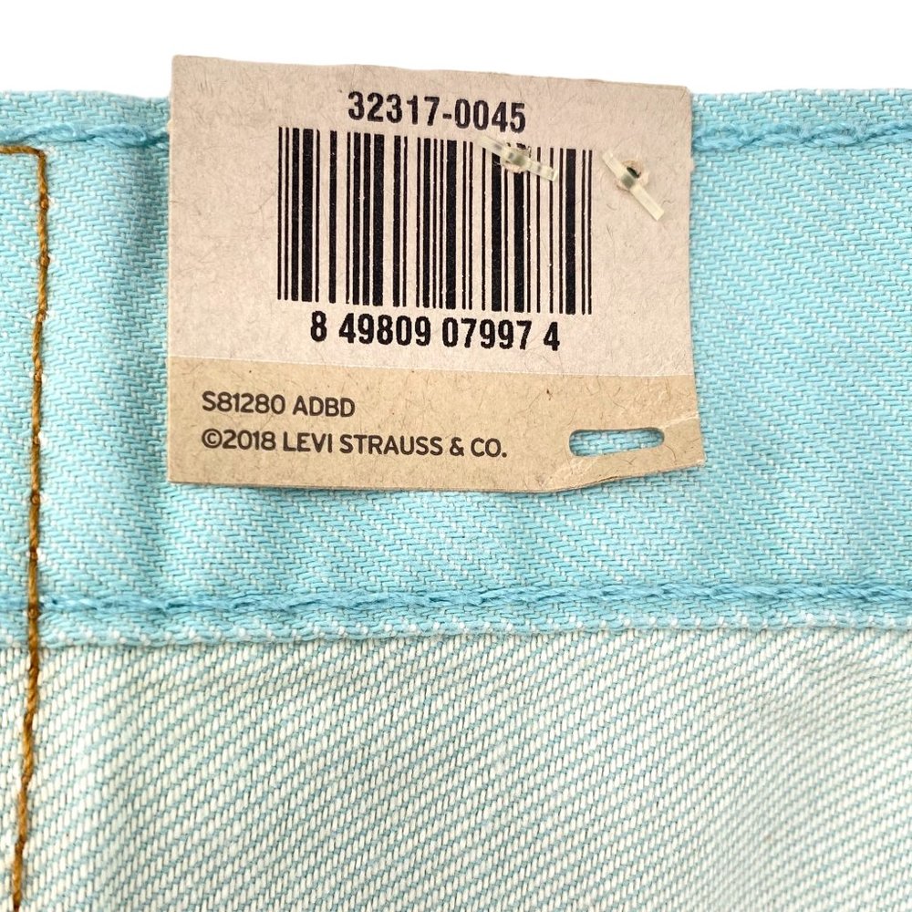 Levi's Mid-Rise Cuffed Mint Green 501 Shorts NWT - Picture 7 of 7